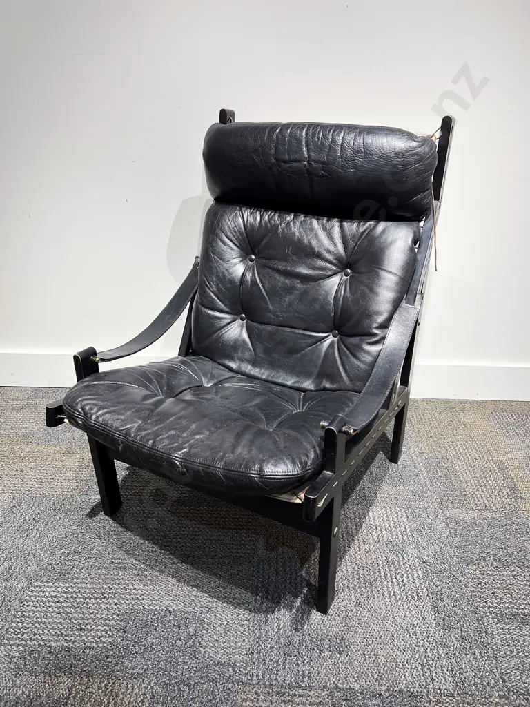 Highback Safari Chair Image 1++