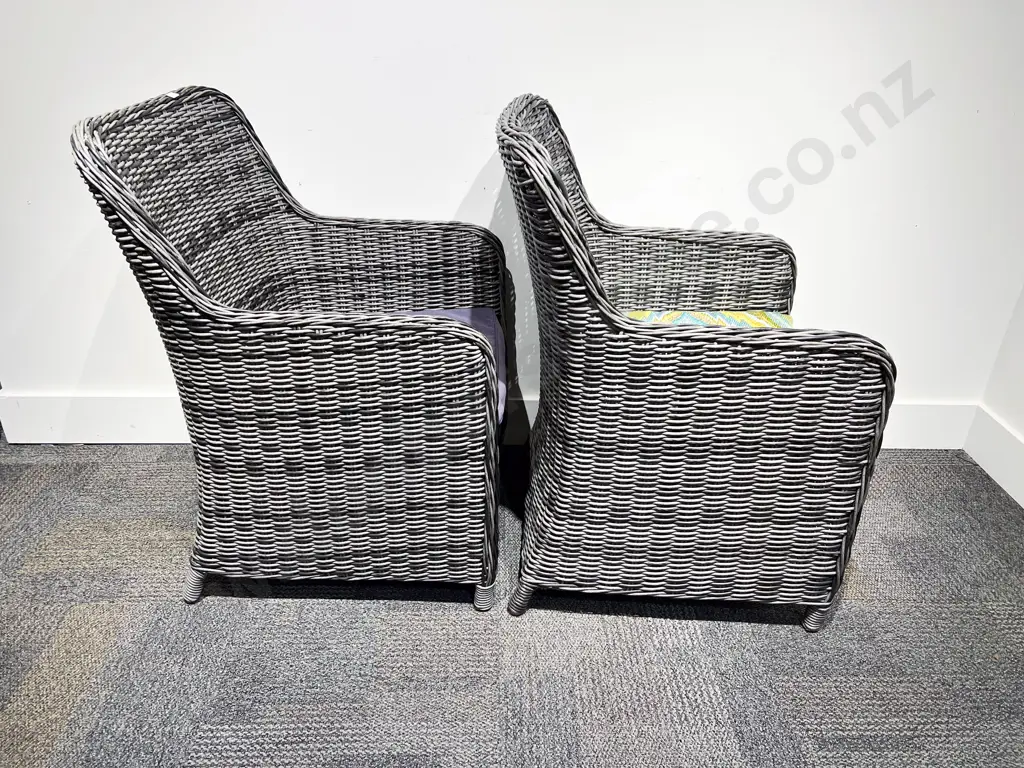 Pair of Conservatory Wicker Arm Chairs Image 1++