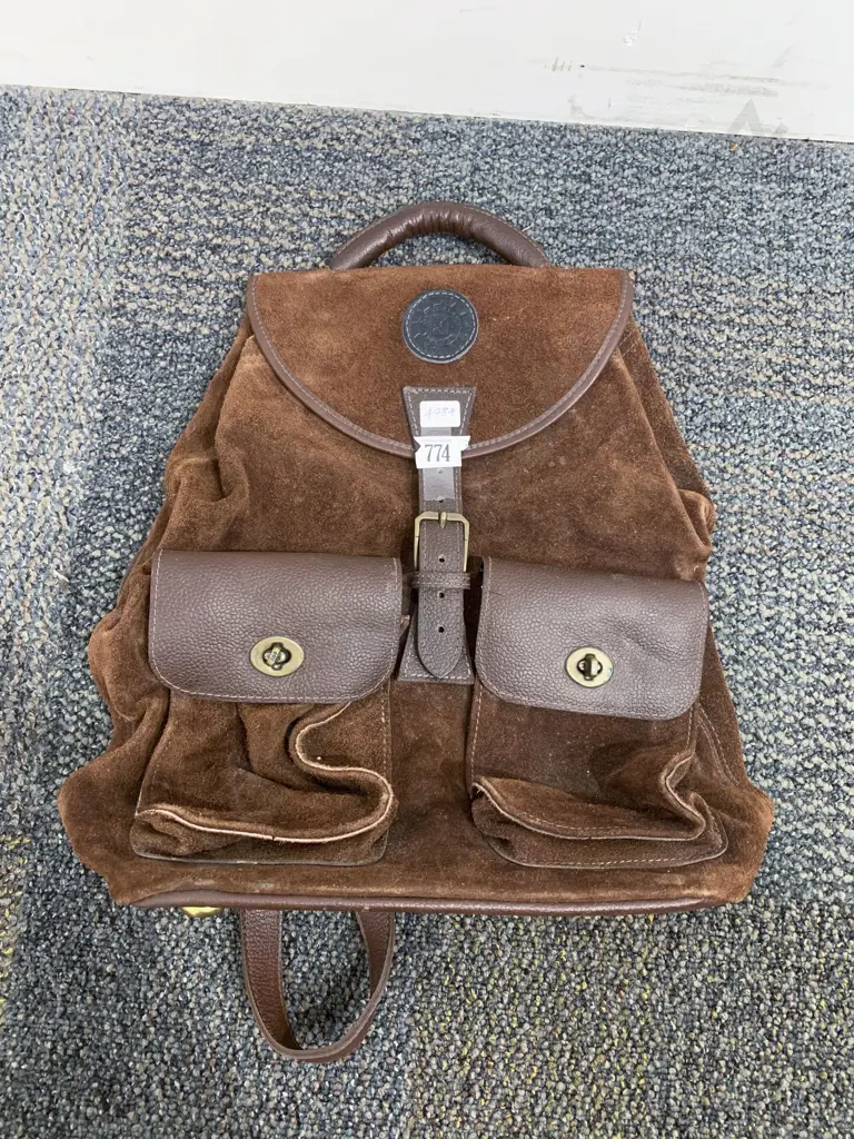 EX 23 NZ Design Leather Hide Backpack Image 1++