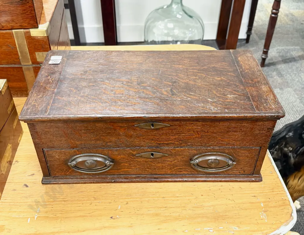 C19th Oak Single Drawer Tool Chest Image 1++