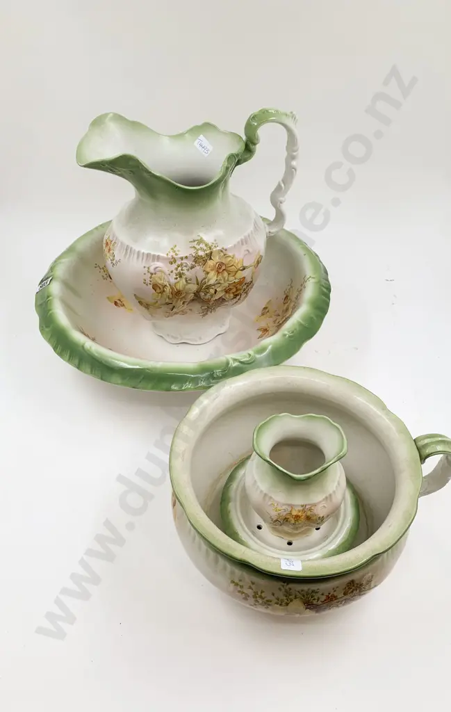 Victorian Four Piece Wash Set Image 1++