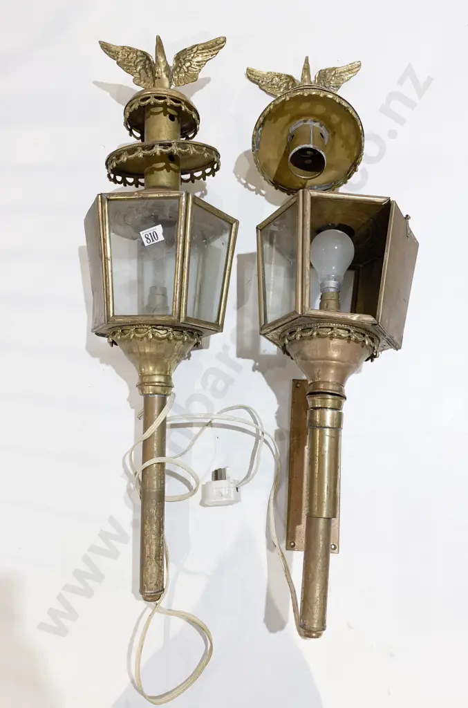 Pair of Brass Wall Lanterns (electrified) Image 1++