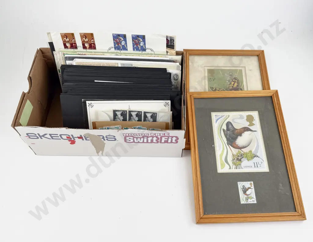 UK Collection Modern MInt Stamp Sets with Some FDC's and Assorted Image 1++