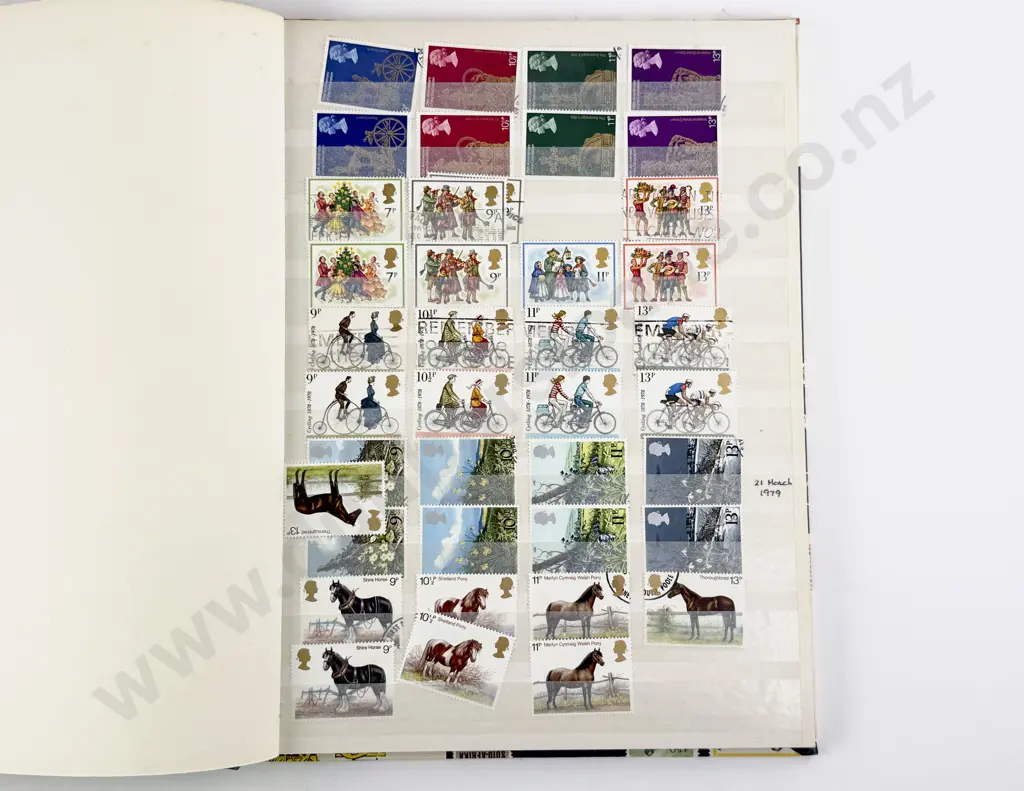 UK Stock Book Album Mainly Mint Single Stamps - Album of Royals and Zeapex 80 Album Image 1++