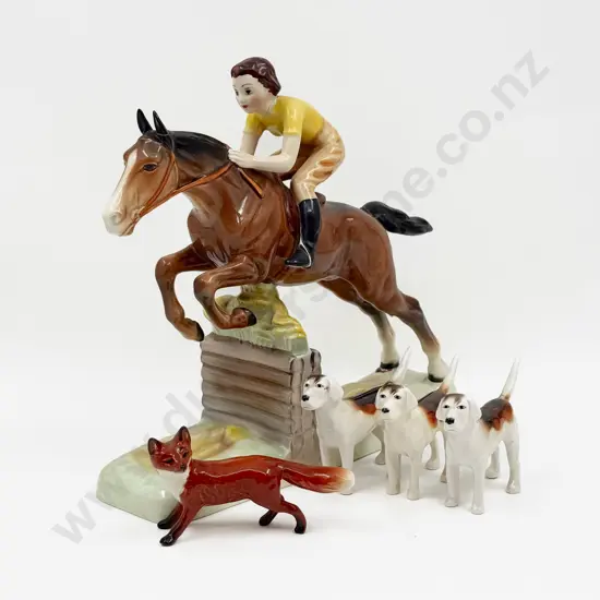 Beswick Ceramic Horse Figurine with Four Others