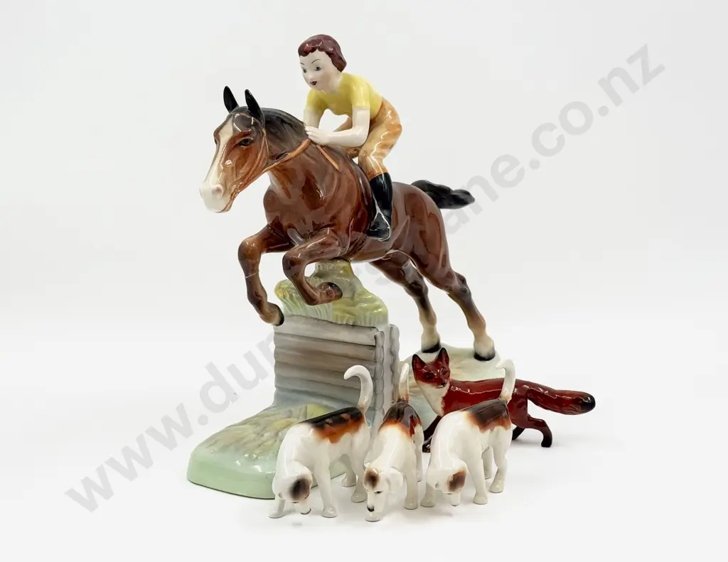 Beswick Ceramic Horse Figurine with Four Others Image 1++