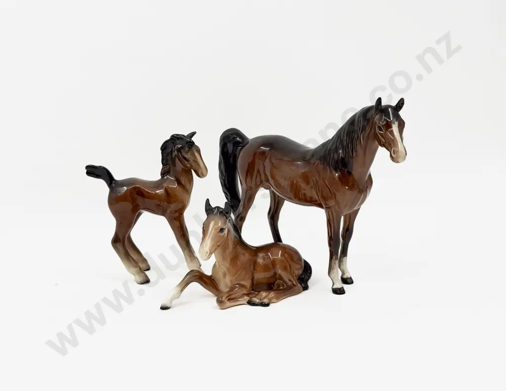 Three Beswick Ceramic Horse Figurines Image 1++