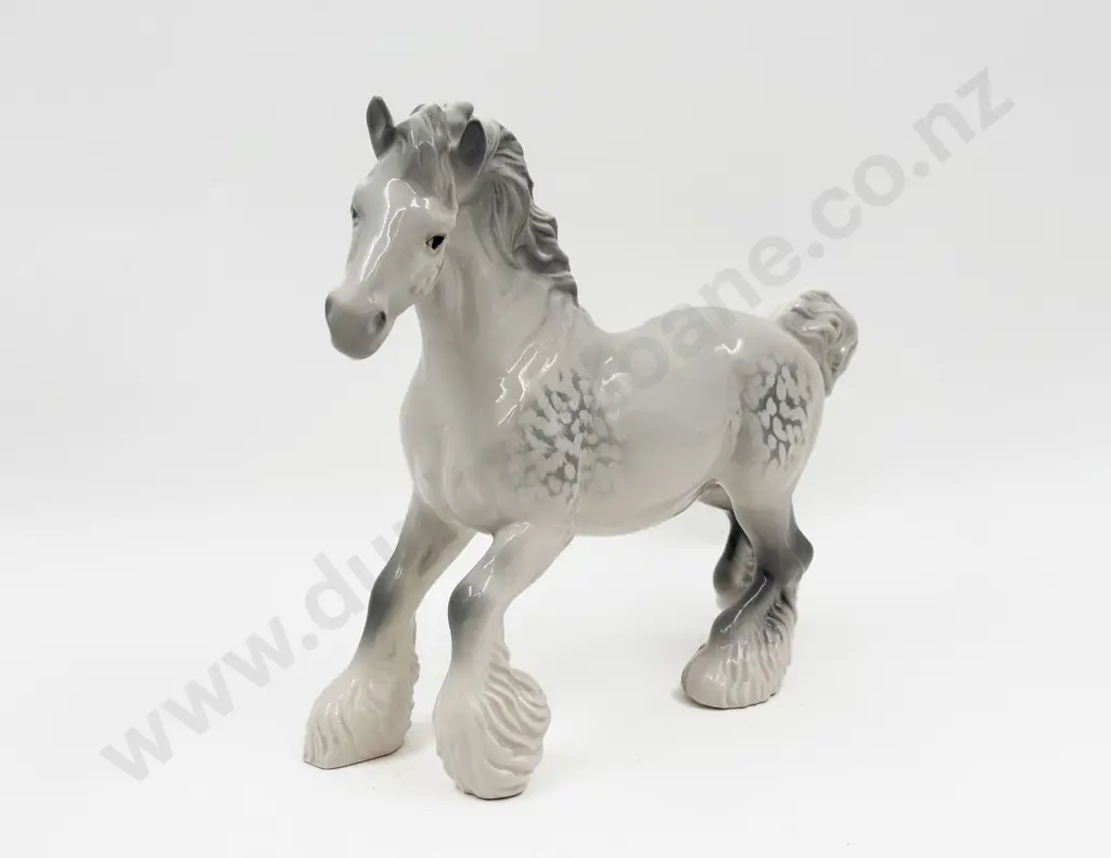 Beswick Ceramic Horse Figurine Image 1++