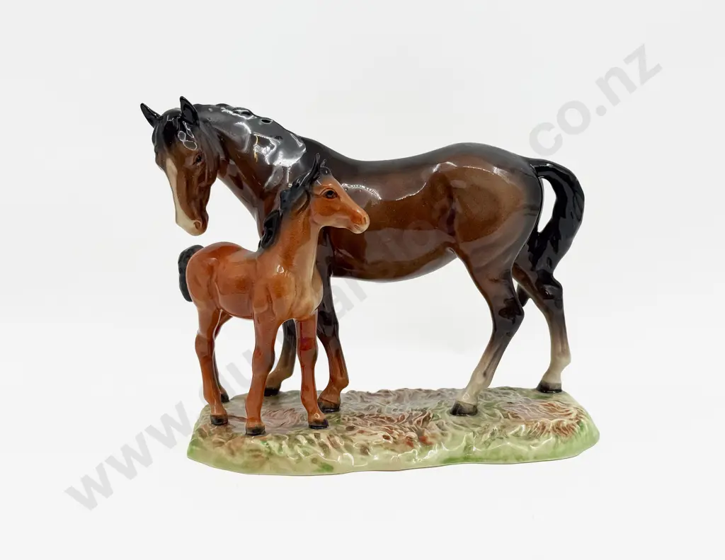 Beswick Ceramic Horse and Foal Figurines Image 1++