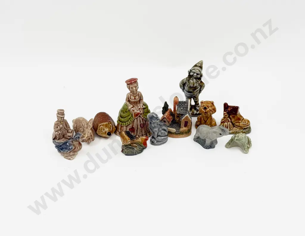 Quantity of Wade Whimsies Image 1++