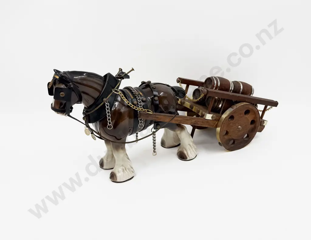 Three Graduated Horse and Carriage Figurines Image 1++