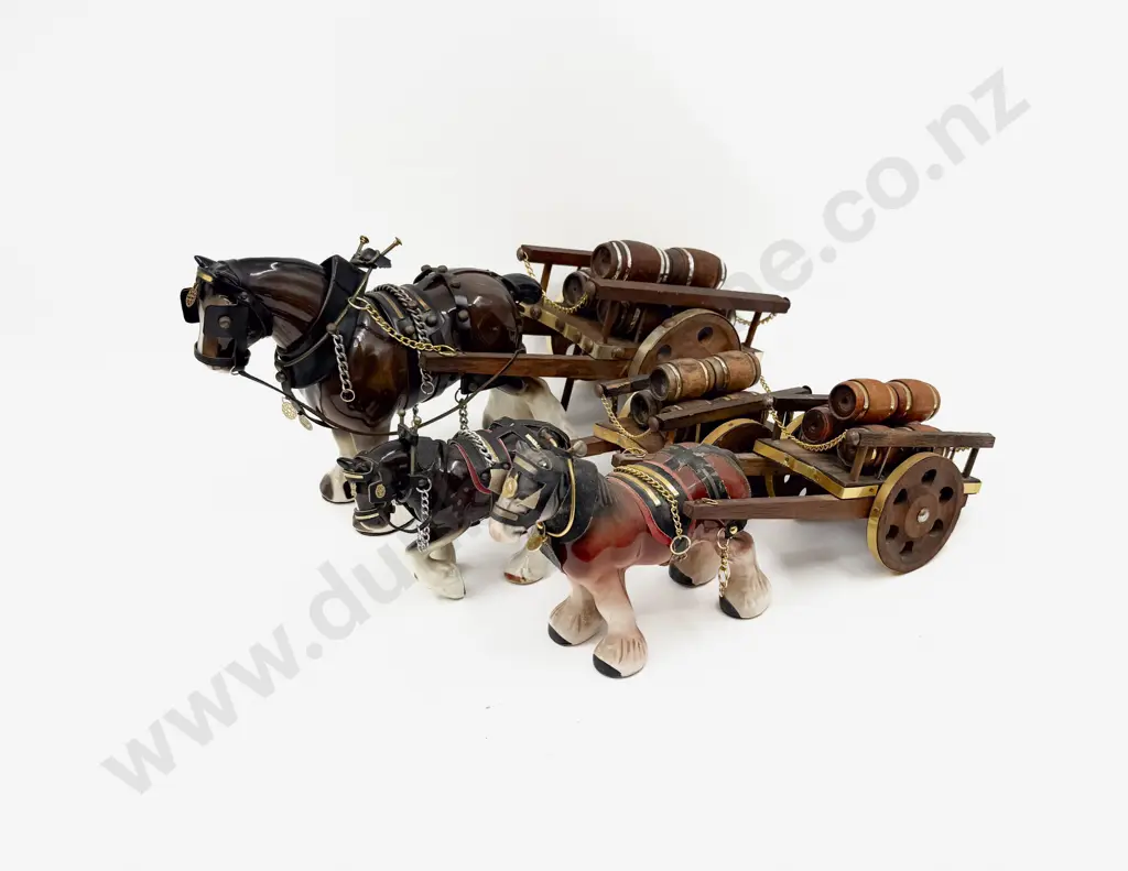 Three Graduated Horse and Carriage Figurines Image 1++