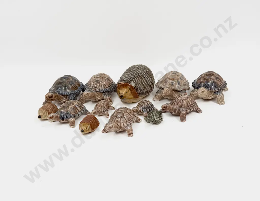 Box Quantity of Wade Trinkets Image 1++
