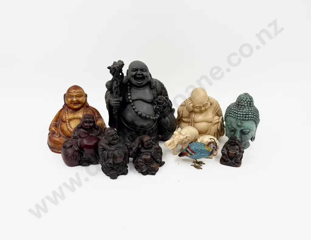 Box Quantity of Acrylic Buddhas Image 1++