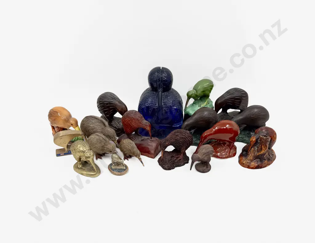 Quantity of Assorted Kiwi Figurines Image 1++