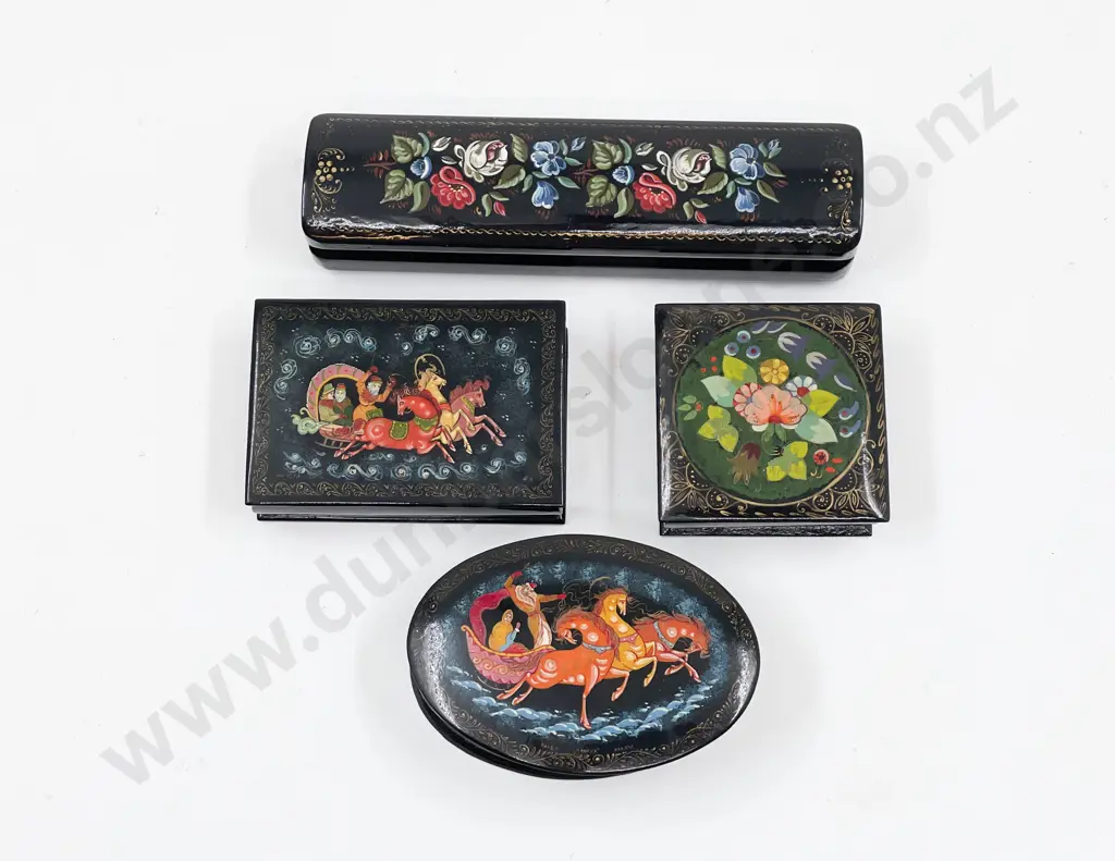 Small Qty of Assorted Lacquer Boxes Image 1++