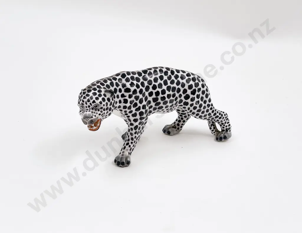 Crown Staffordshire Snow Leopard Image 1++