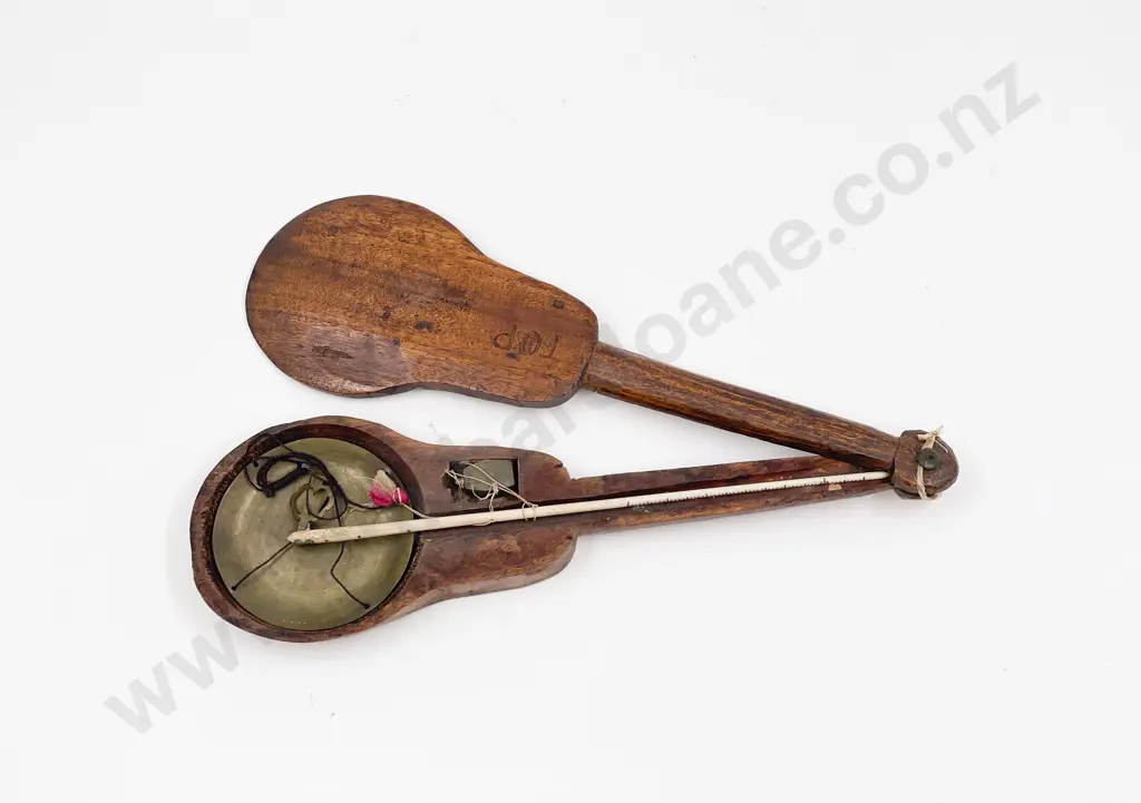 Vintage Opium Scales Image 1++