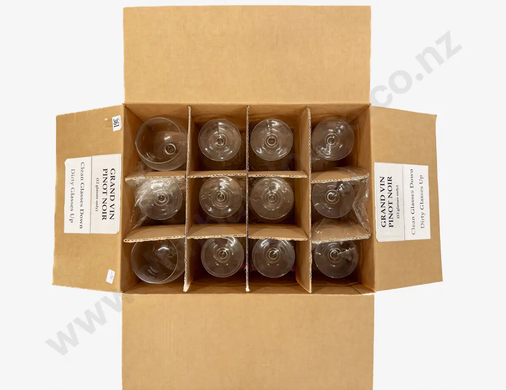 Boxed Set of Twelve Grand Vin Pinot Noir Glasses Image 1++