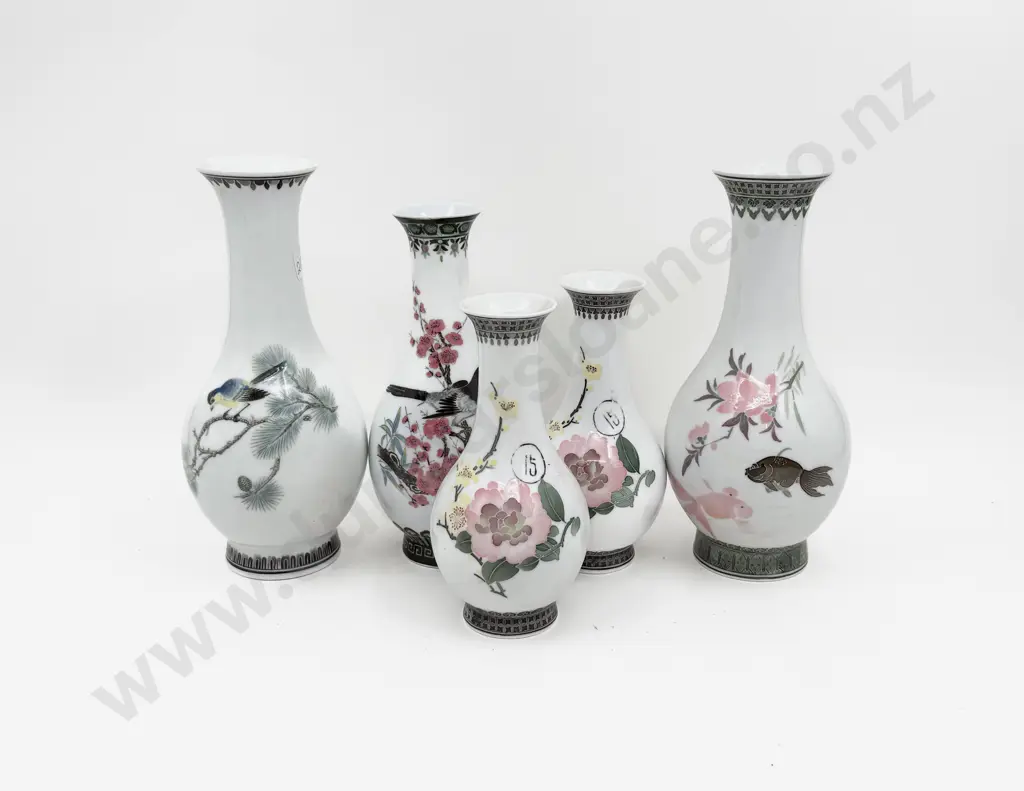 Five Chinese Inverted Ballister Vases Image 1++