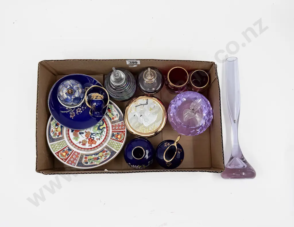 Boxed Quantity of Assorted Ceramics & Glass Image 1++