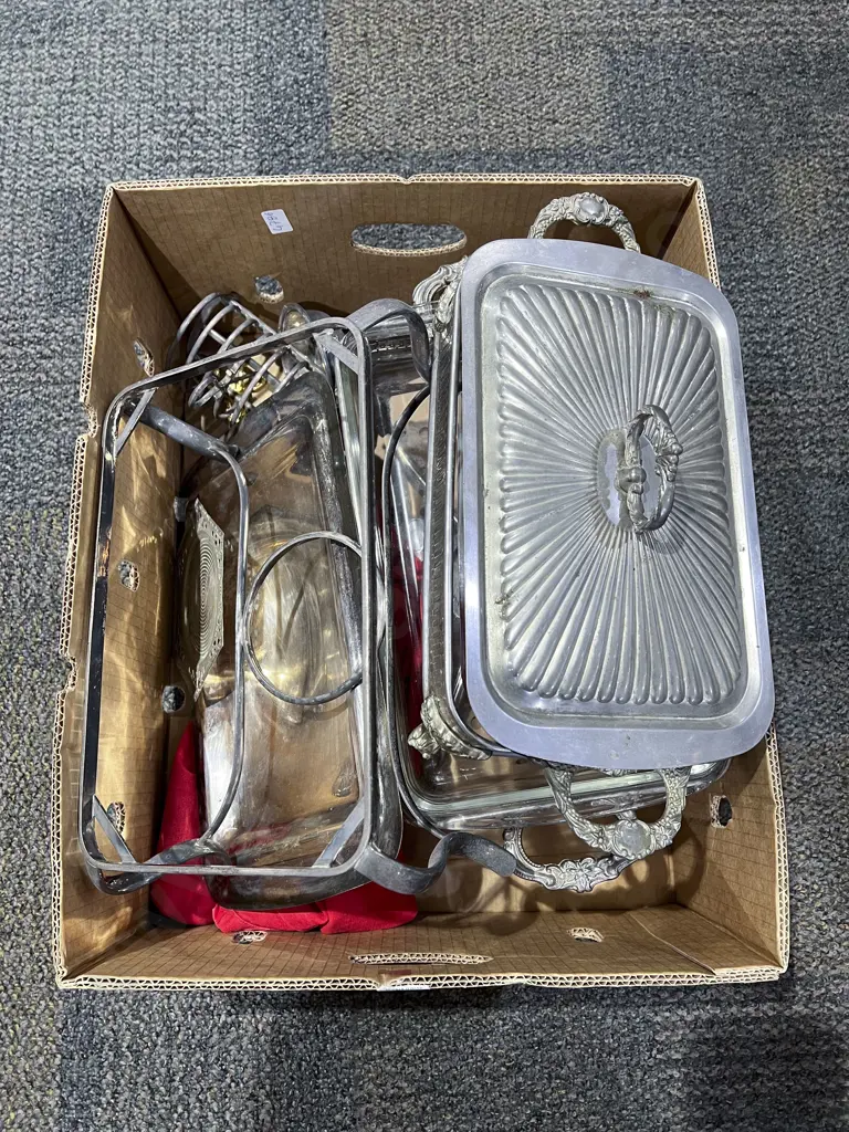 Boxed Quantity of Assorted Silver Plate Image 1++