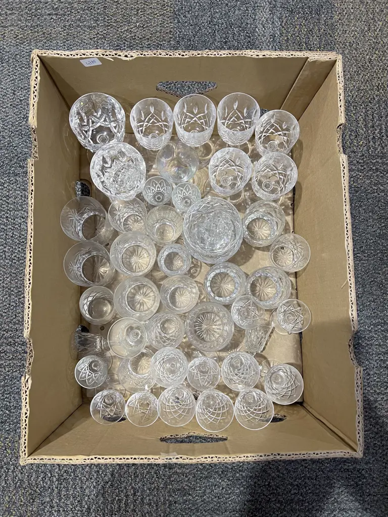 Boxed Quantity of Assorted Crystal Glasses Image 1++