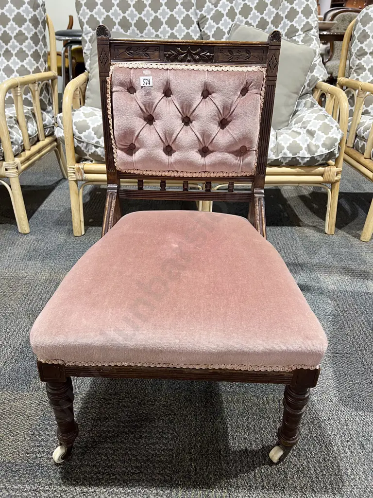 Nursing Chair Image 1++