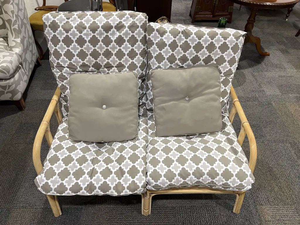 Three Piece Cane Conservatory Suite Image 1++