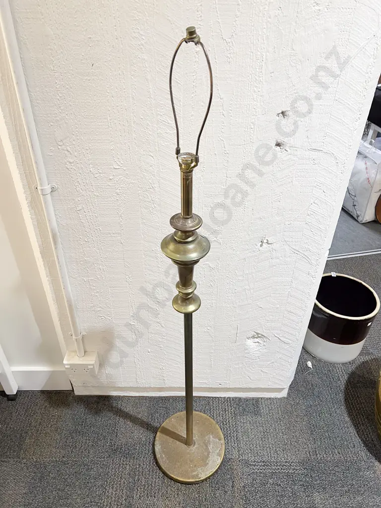 Vintage Brass Floor Lamp (needs rewiring) Image 1++
