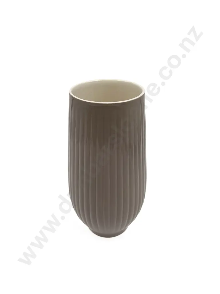 Clarice Cliff Ribbed Vase Image 1++