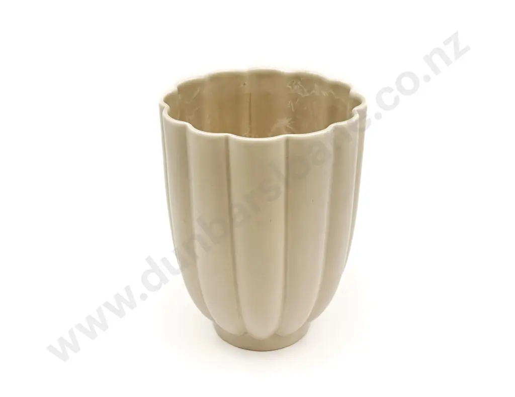 Clarice Cliff Fluted Vase Image 1++