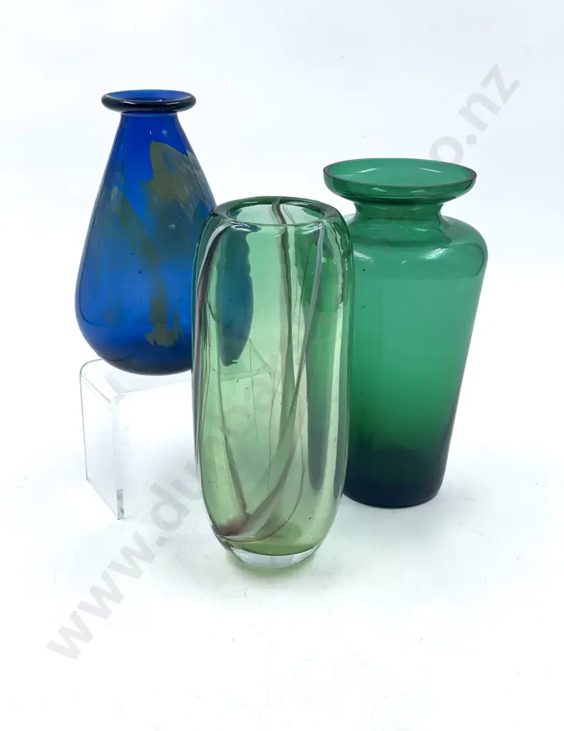 Three Assorted Art Glass Vases Image 1++