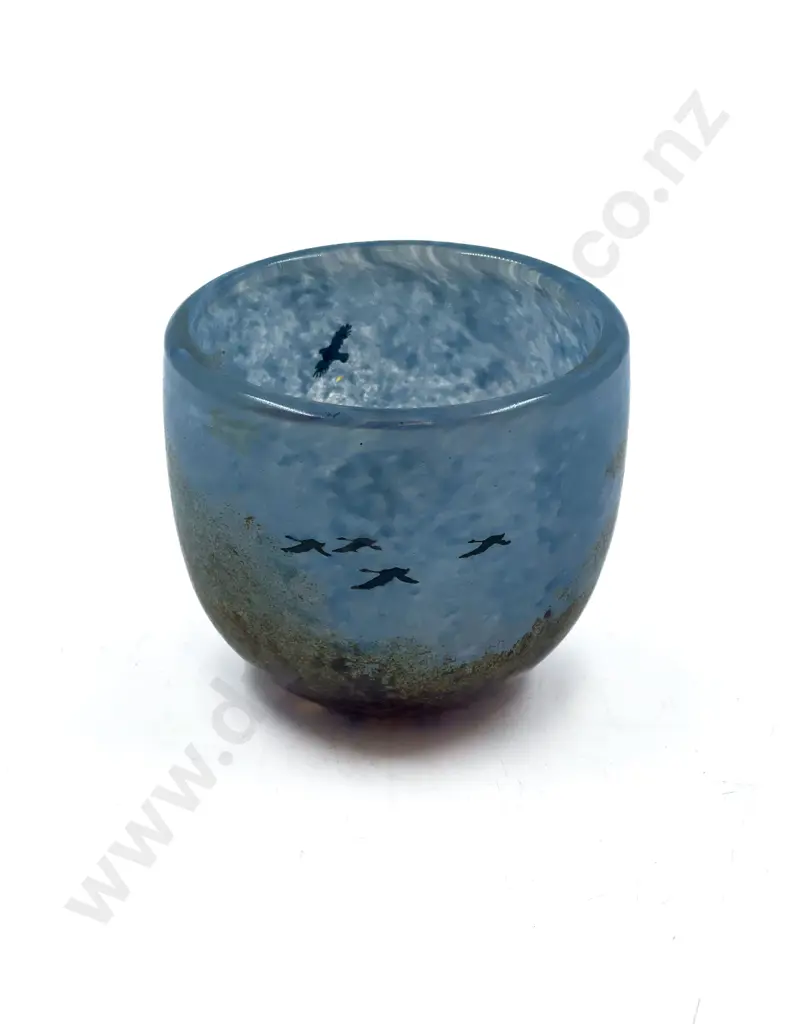 Kosta Boda Art Glass Bowl Image 1++