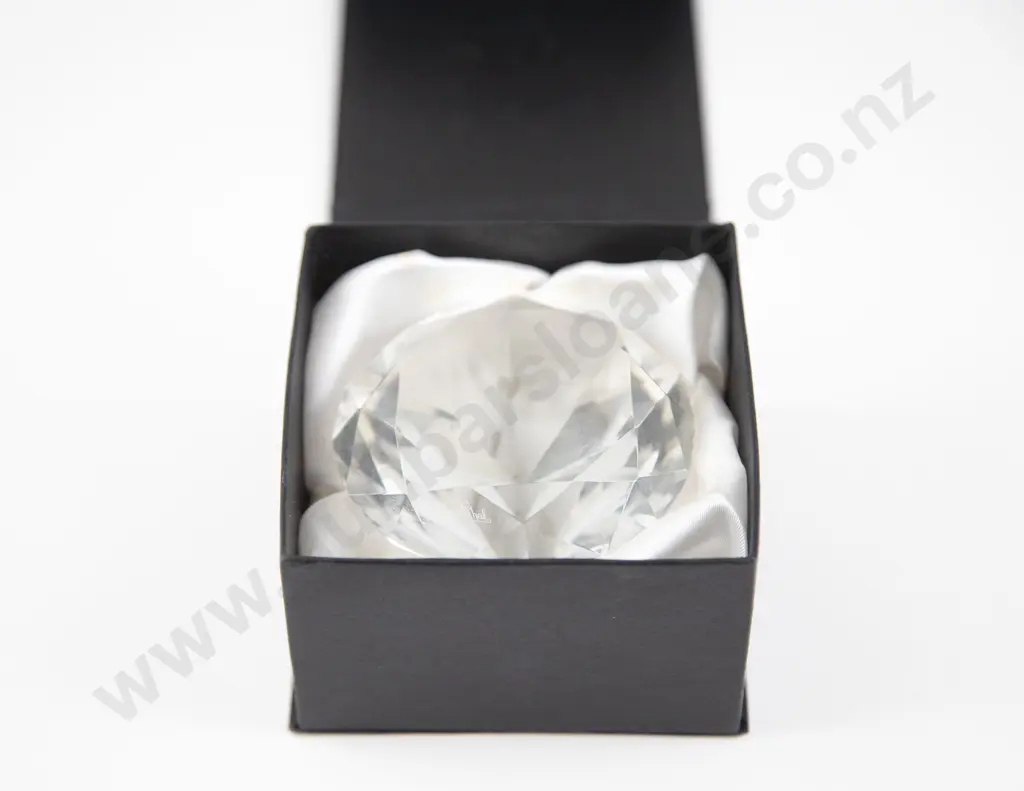 Boxed Rosenthal Diamond Gem Crystal Paperweight Image 1++