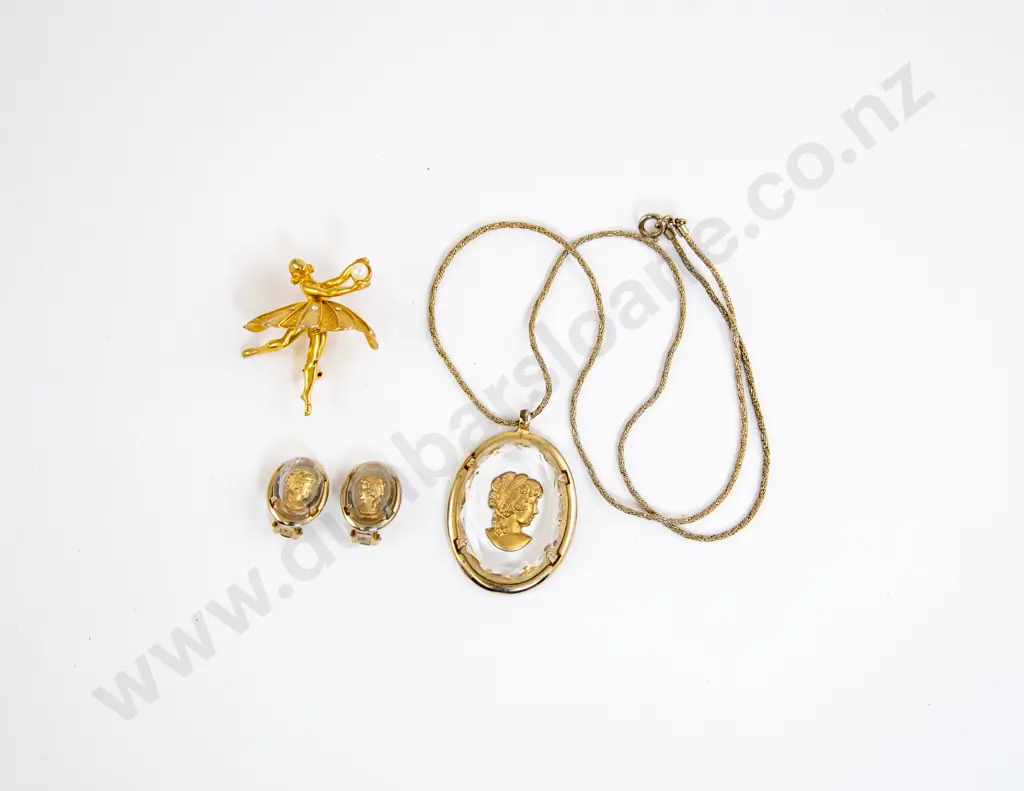 Founded 1953 Joseph Warner Costume Cameo Pendant and Matching Earrings with Brooch Image 1++