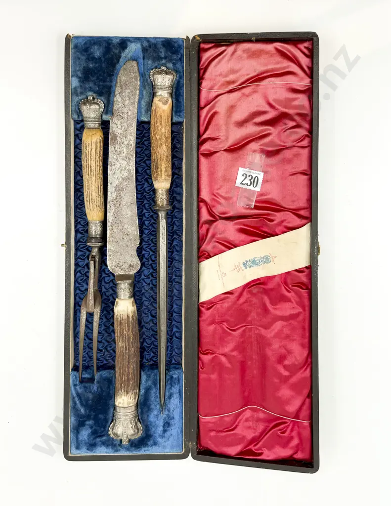 Cased Haywood & Co S/S Rimmed and Horn Handled Carving Set Image 1++