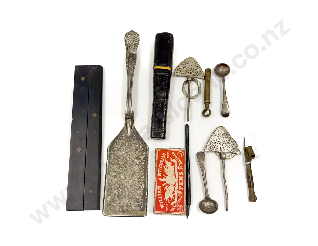 Small Qty of Assorted Vintage Including Measuring Impliments and Kings Pattern Fish Slice etc Image 1++