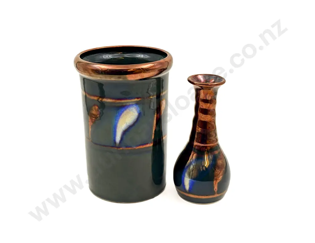Two Lustre Vases Image 1++