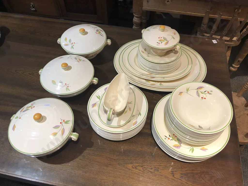 Spode's "Royal Jasmine" Part Dinner Set Image 1++