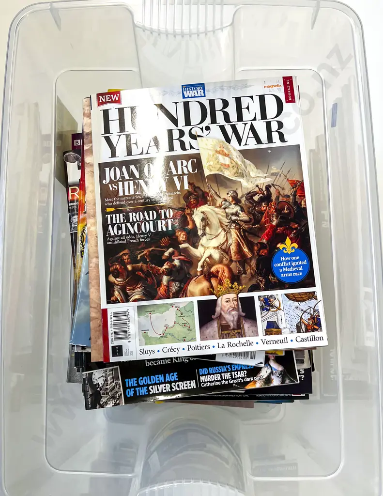Qty of Assorted War History Magazines Etc Image 1++