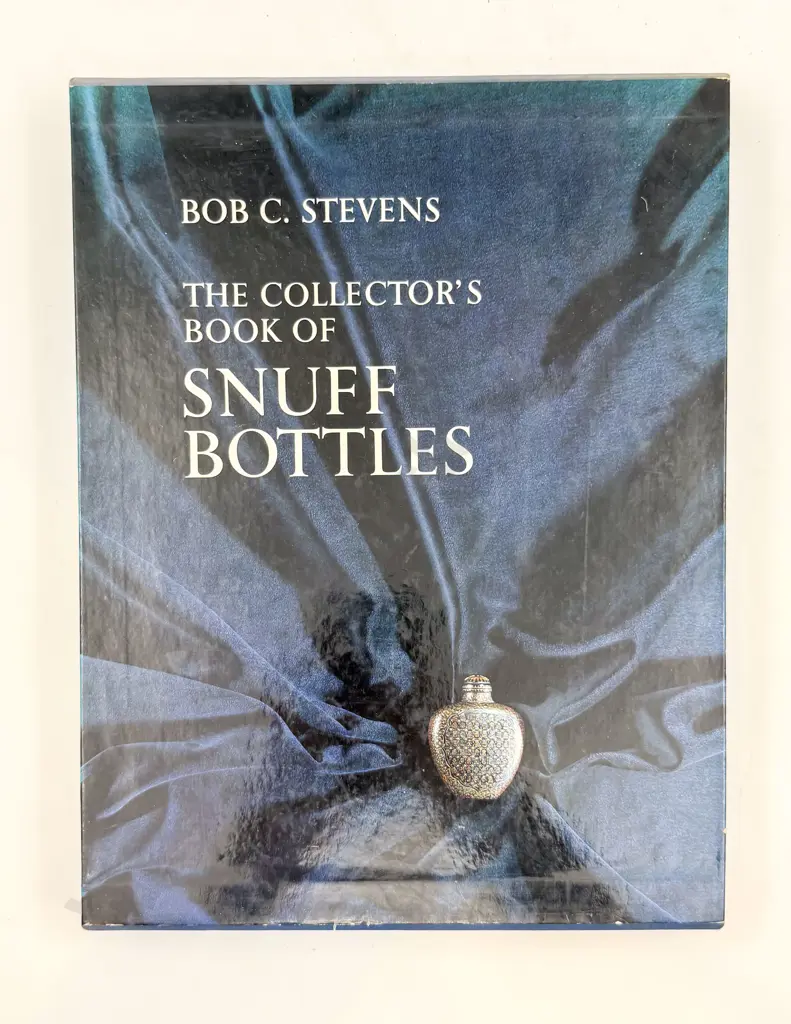 The Book of Snuff Bottles - Bob C. Stevens Image 1++