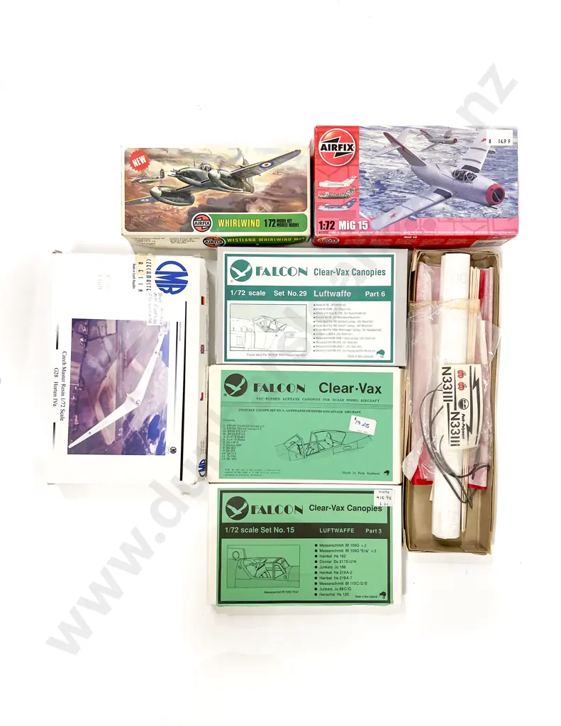 Various Small and Component Model Plane Kits (opened) Image 1++