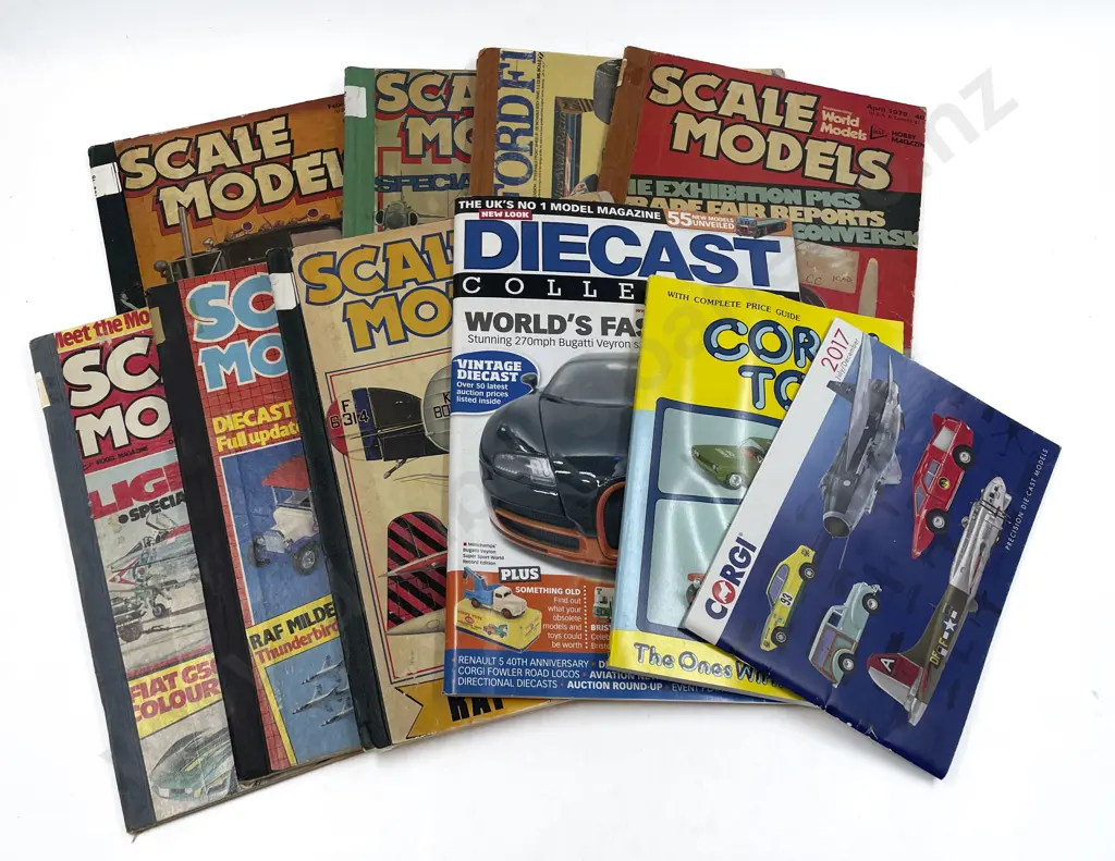 Scale Model Booklets & Two Corgi Catalogues Image 1++