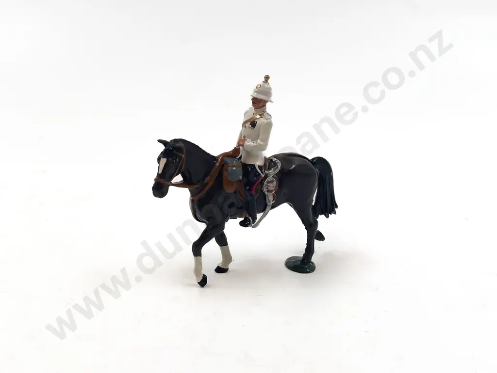 Boxed Britains Mounted Officer Image 1++