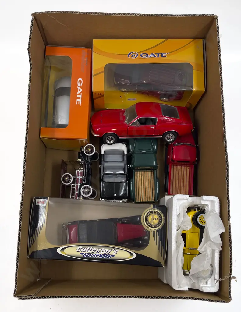 Various Boxed & Unboxed Vehicles Image 1++
