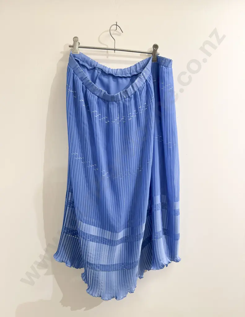 Two Piece Outfit & Two Dresses Image 1++
