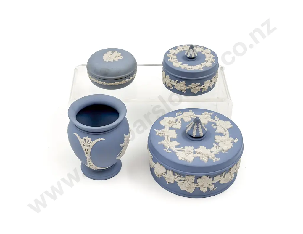 Four Pieces of Assorted Wedgwood Image 1++