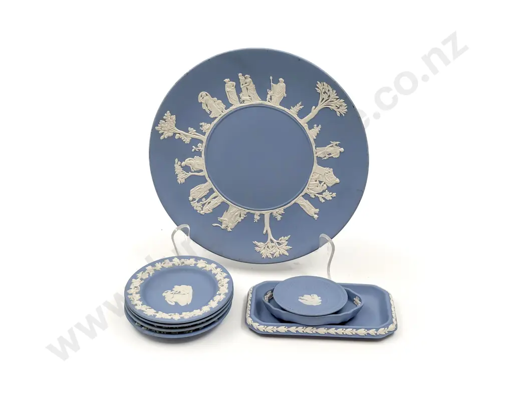 Small Qty of Assorted Wedgwood Image 1++