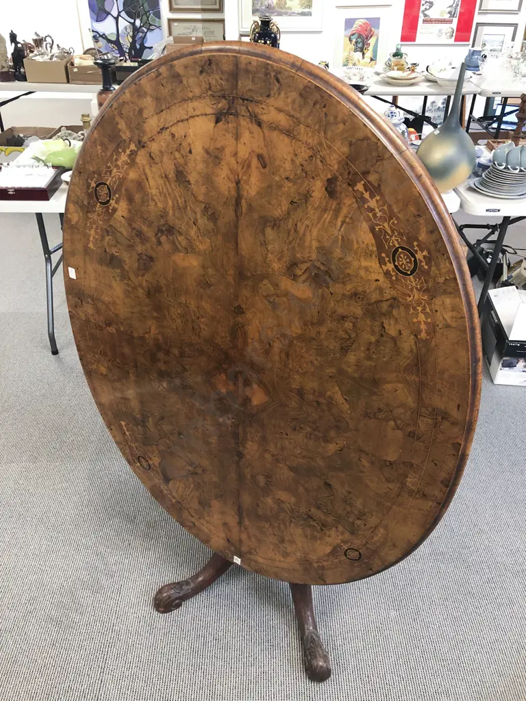 Inlaid Burr Walnut Loo Table Image 1++
